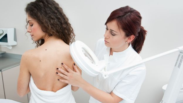 Melanoma cutaneo: il 16 dicembre se ne parla a Milano