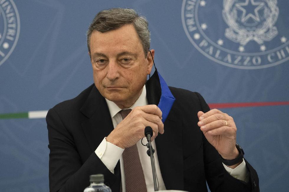 Covid: Draghi, ‘verso obbligo vaccino e terza dose, Green pass sarà esteso’