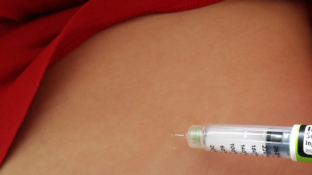 Ozempic per dimagrire: rischi e verità sul farmaco del momento